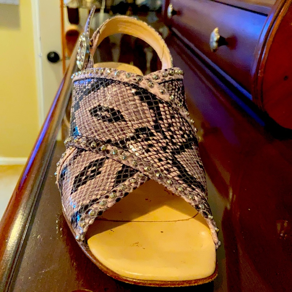 Sandal